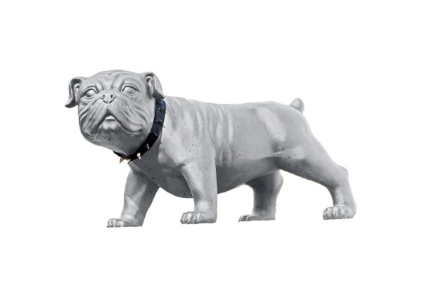 Creasto Bulldogge „Bobby“ in Betonoptik mit Nietenhalsband, von Gilde, 30x70x38,5cm 1 | Asmondo – Deko, Geschenke und mehr